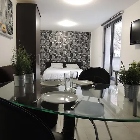 Le Patricia Aparthotel 3*